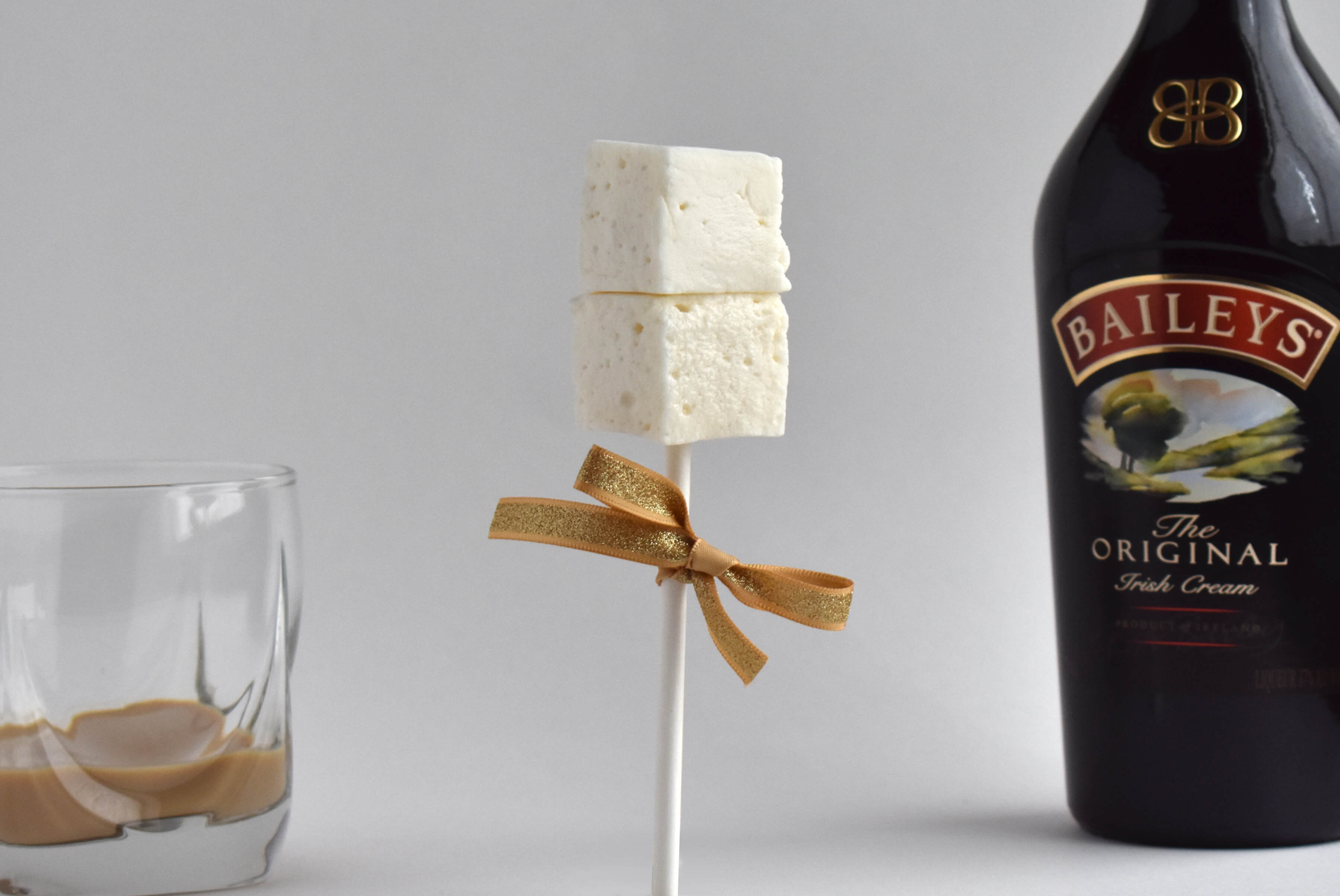 Irish Cream Delight Gourmet Marshmallow Pops infused with the world